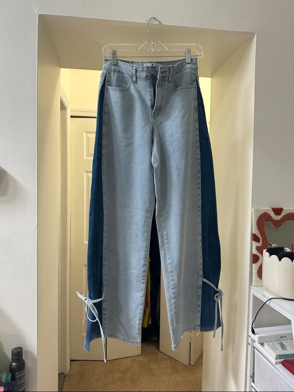 Wide leg high rise two toned denim